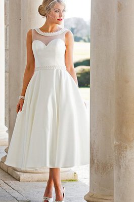 Robe de mariée modeste informel en satin longueur mollet a-ligne