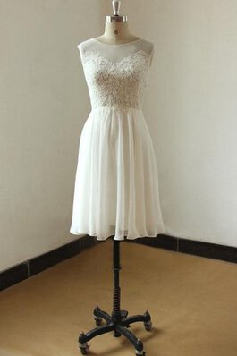 Chiffon einfaches knielanges Brautkleid mit gekappten Ärmeln mit Bordüre