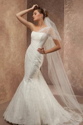 Robe de mariée de sirène manche nulle d'épaule asymétrique ruché avec lacets