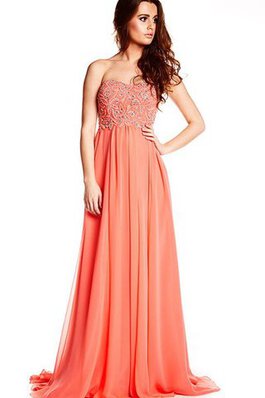 Ewiges Chiffon Ärmelloses plissiertes romantisches Ballkleid mit Applikation