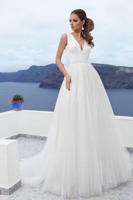 Robe de mariée delicat en satin de traîne moyenne en plage avec ruban