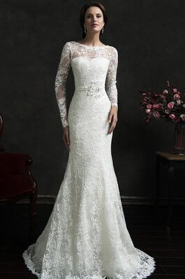 Robe de mariée delicat sexy romantique avec manche longue col ras du cou