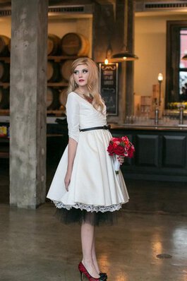 Robe de mariée informel croisade ceinture en étoffe arrivée au mollet ligne a