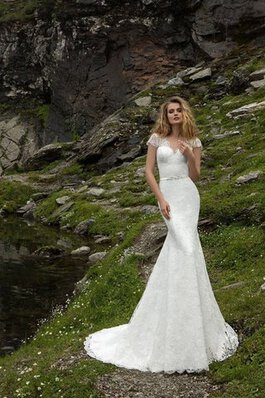 Robe de mariée simple avec perle avec manche courte v encolure jusqu'au sol