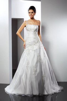 Robe de mariée distinguee classique longue d'épaule asymétrique en satin