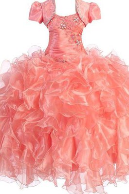 Perlenbesetztes kurze Ärmeln A-Line Blumenmädchenkleid mit Rüschen