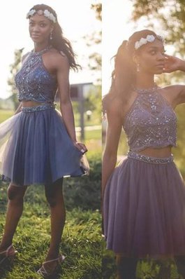 Perlenbesetztes Normale Taille Ehrenvoll Prinzessin Abiballkleid mit Nackenband