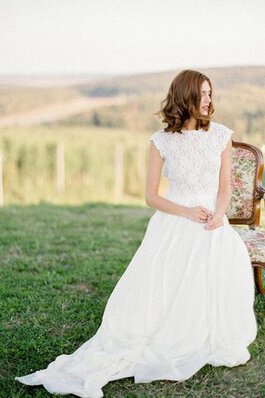 Robe de mariée facile vintage avec manche courte longueru au niveau de sol au niveau de cou