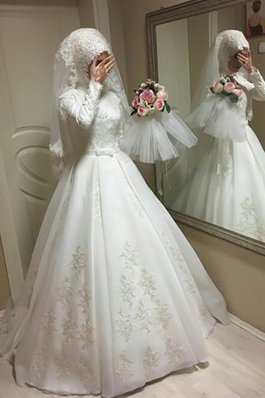 Gesticktes Umwerfend Duchesse-Linie Festliches Modisches Brautkleid
