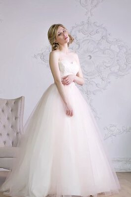 Robe de mariée naturel avec sans manches jusqu'au sol en organza