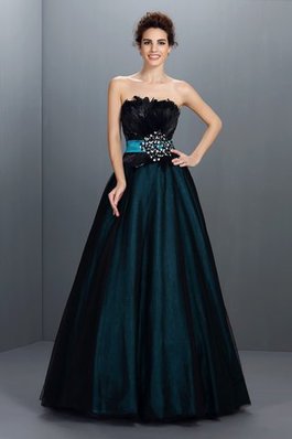 Duchesse-Linie Elastischer Gewebter Satin Trägerlos Bodenlanges Quinceanera Kleid mit Fell