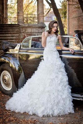 Robe de mariée naturel modeste textile en tulle decoration en fleur de lotus