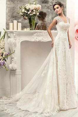 Robe de mariée modeste plissage a plage de col en cœur appliques