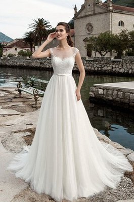 Robe de mariée sage simple delicat a-ligne au bord de la mer