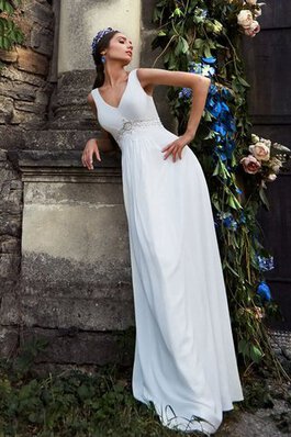 Robe de mariée en chiffon manche nulle v encolure de tour de ceinture en haute