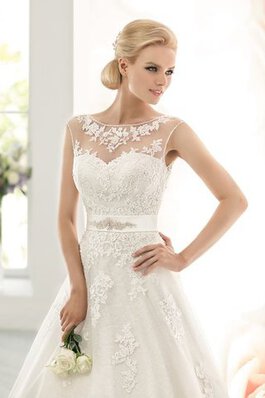 Robe de mariée naturel avec perle manche nulle col en bateau ceinture en étoffe