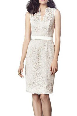 Elegant Spitze enges knielanges Brautjungfernkleid