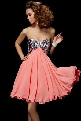 Robe fête de la rentrée ligne a avec perle cordon avec sans manches de princesse