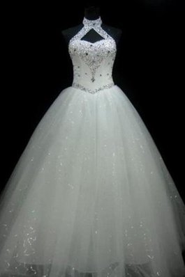 Robe de mariée salle interne avec sans manches attrayant a eglise naturel