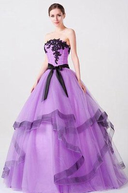 Gesticktes Perlenbesetztes Organza Tüll Quinceanera Kleid mit Applike mit Bordüre