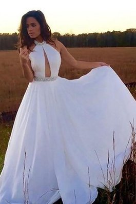 Robe de soirée naturel jusqu'au sol de dos nu avec perle avec chiffon