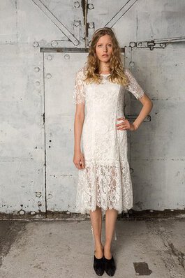 Robe de mariée modeste col u profond pendant belle