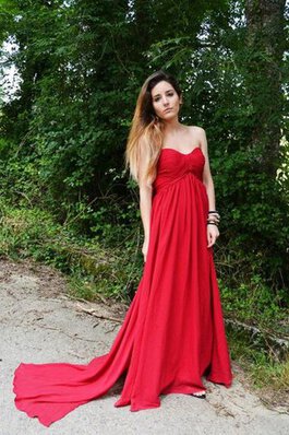 Robe de bal longue fermeutre eclair de col en cœur ligne a manche nulle