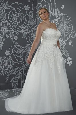 Robe de mariée naturel de traîne moyenne col en forme de cœur avec lacets