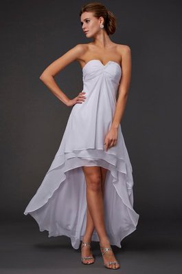 Robe de soirée de princesse de lotus avec chiffon de col en cœur asymétrique