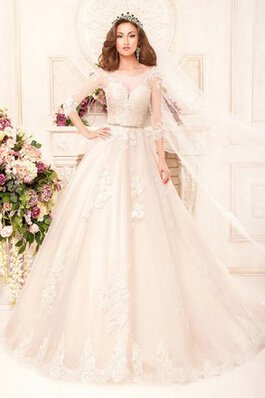 Robe de mariée longue modeste de traîne moyenne avec perle col u profond