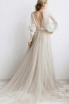 Robe de mariée plissage avec fleurs col en bateau textile en tulle avec manche longue