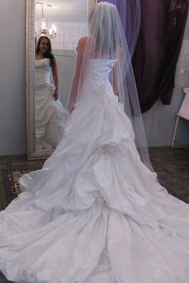 Robe de mariée naturel ample avec sans manches a-ligne en taffetas