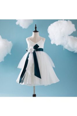 V-Ausschnitt A-Line langes bodenlanges Blumenmädchenkleid mit Blume