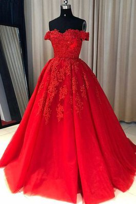 Robe de bal plissé romantique avec perle avec manche courte appliques