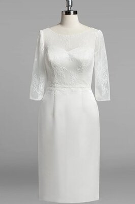 Robe de mariée col u profond en satin trou de serrure de fourreau arrivée au mollet