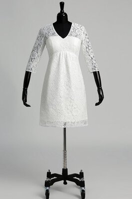 Robe de mariée simple au niveau de genou de tour de ceinture en haute ruché de col en v