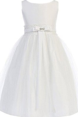 Bootsförmiger Ausschnitt a linie Satin Blumenmädchenkleid mit Applikation mit Bordüre