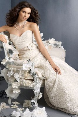 Robe de mariée croisade de col en cœur avec fleurs fermeutre eclair de traîne courte