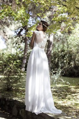 Robe de mariée de col bateau appliques longueur au ras du sol ligne a au niveau de cou