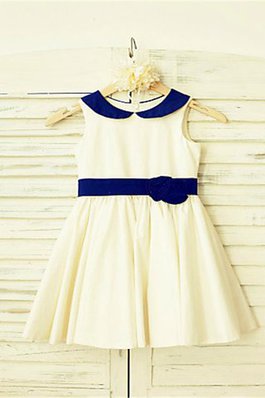 Reißverschluss Satin Prinzessin Natürliche Taile Blumenmädchenkleid mit Blume