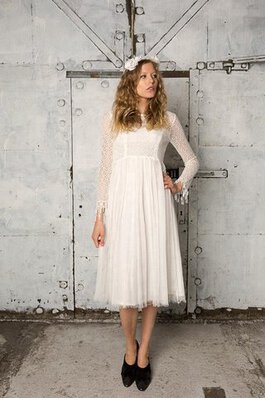 Robe de mariée plissé vintage ligne a en tulle col en bateau