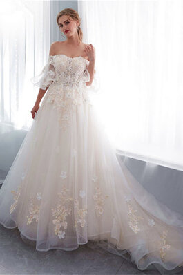 Robe de mariée morden appliques avec fleurs romantique delicat