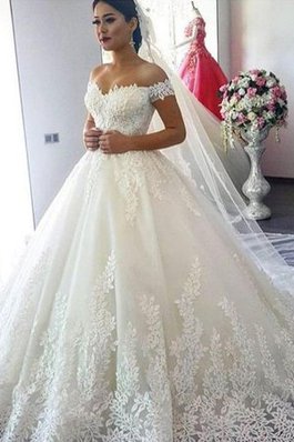 Anmutig Normale Taille Duchesse-Linie Extravagantes Brautkleid aus Tüll