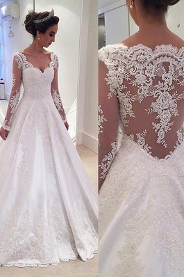 Duchesse-Linie Lange Ärmeln Extravagantes Brautkleid mit Gericht Schleppe mit Bordüre