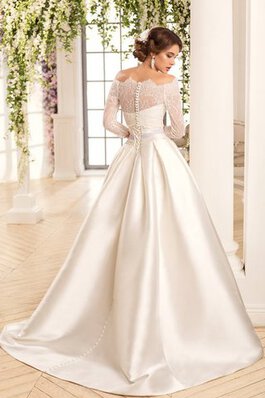 Robe de mariée naturel a-ligne en satin manche nulle epaule nue