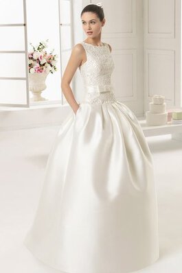 Clasico Vestido de Novia de Lazos Honorable de Cola Corte