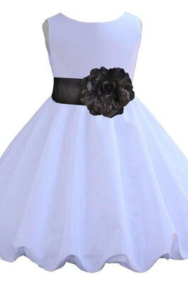 Robe de cortège enfant plissage avec fleurs col u profond avec nœud à boucles en taffetas