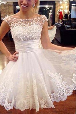 Zeitloses A-Line Perlenbesetztes Ärmelloses Brautkleid mit Bordüre mit gekappten Ärmeln