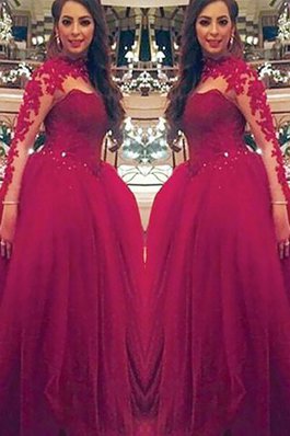 Robe de bal en tulle avec manche longue jusqu'au sol de mode de bal appliques