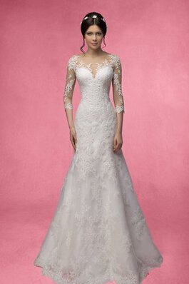 Robe de mariée romantique delicat long col en forme de cœur appliques